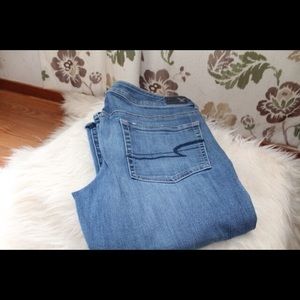 Kickboot American eagle jeans